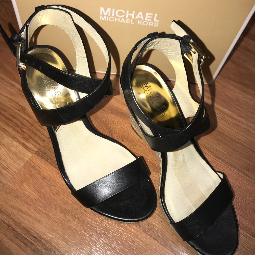 Michael Kors Shoe